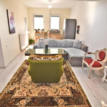 Afroditi Apartment *